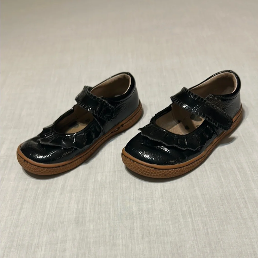 Livie & Luca Black Kids Shoes with Brown Sole